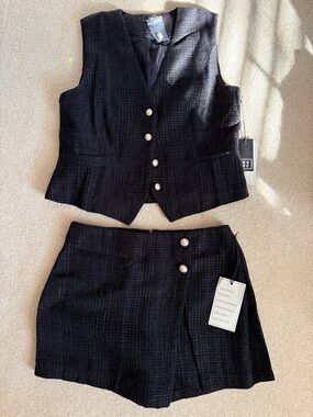 Have Black Tweed Pearl-Button Vest and Skort Set